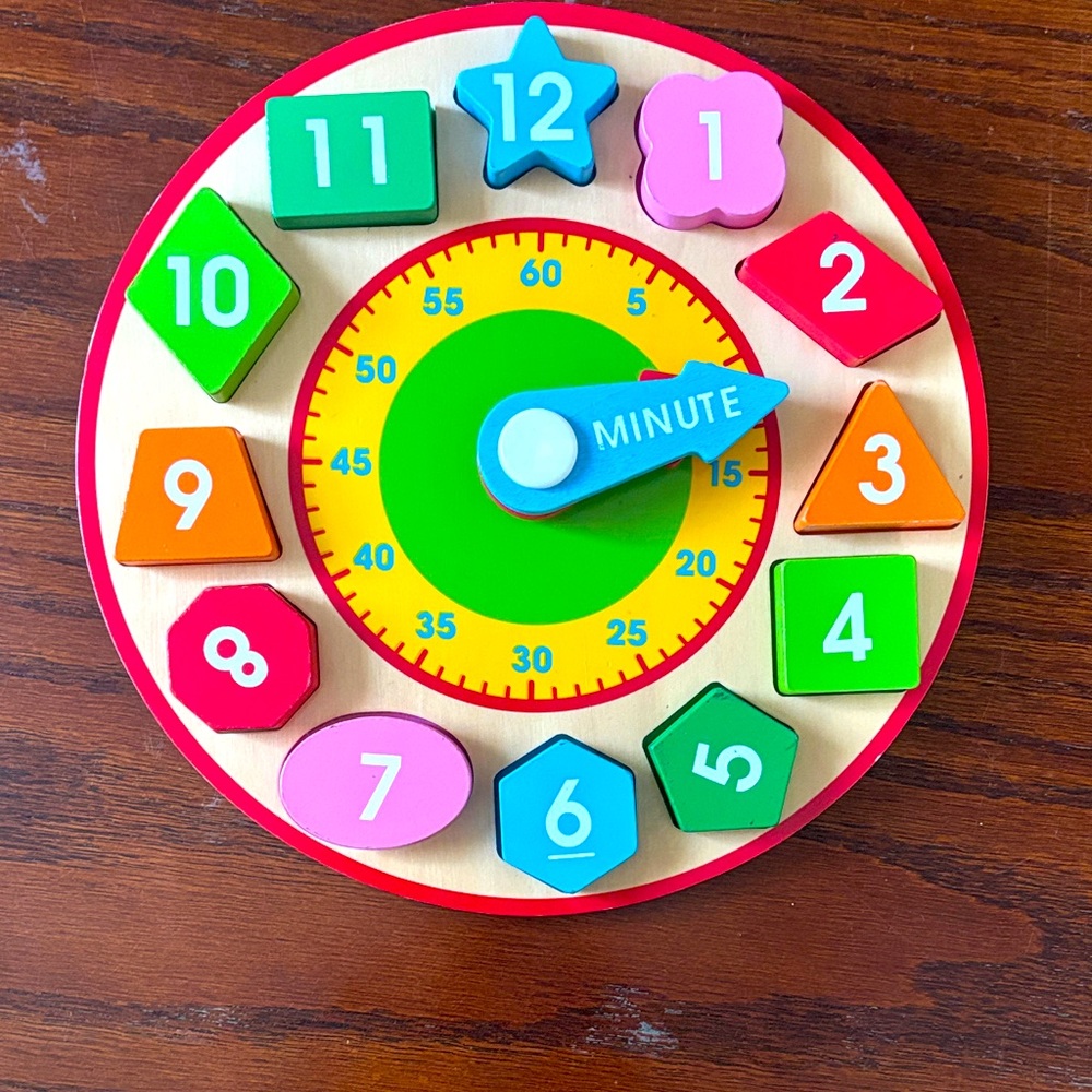 Melissa and Doug Clock Puzzle with Moving Hand. New! Ships asap.